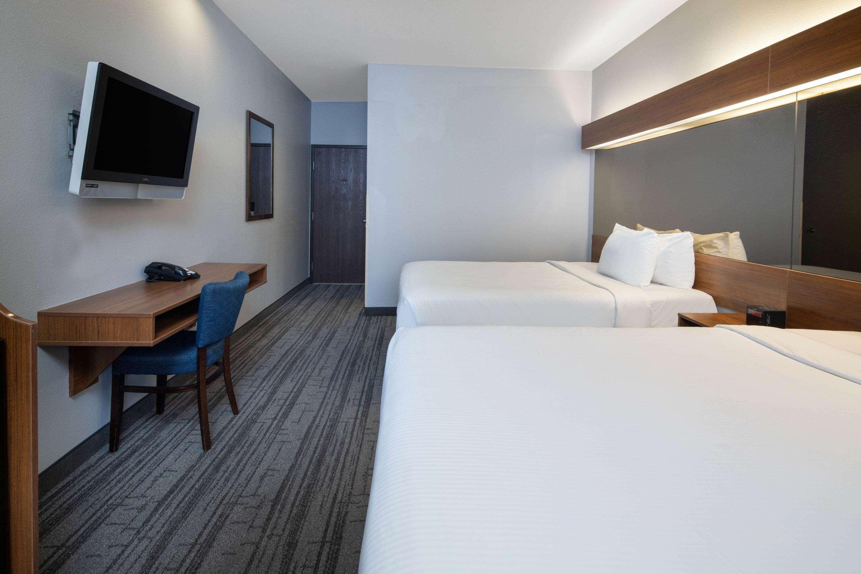 Baymont By Wyndham Las Vegas South Strip Bagian luar foto